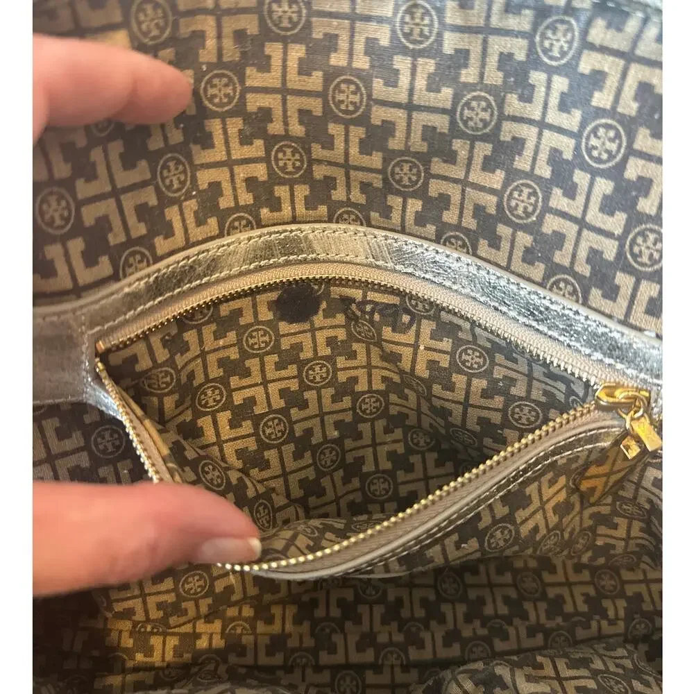 Tory Burch‎ Nico Metallic East West Tote Silver Distressed Leather